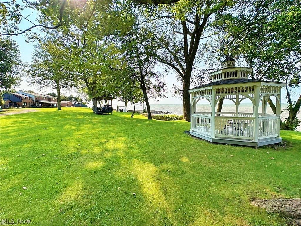 Shore Acres - Residential
