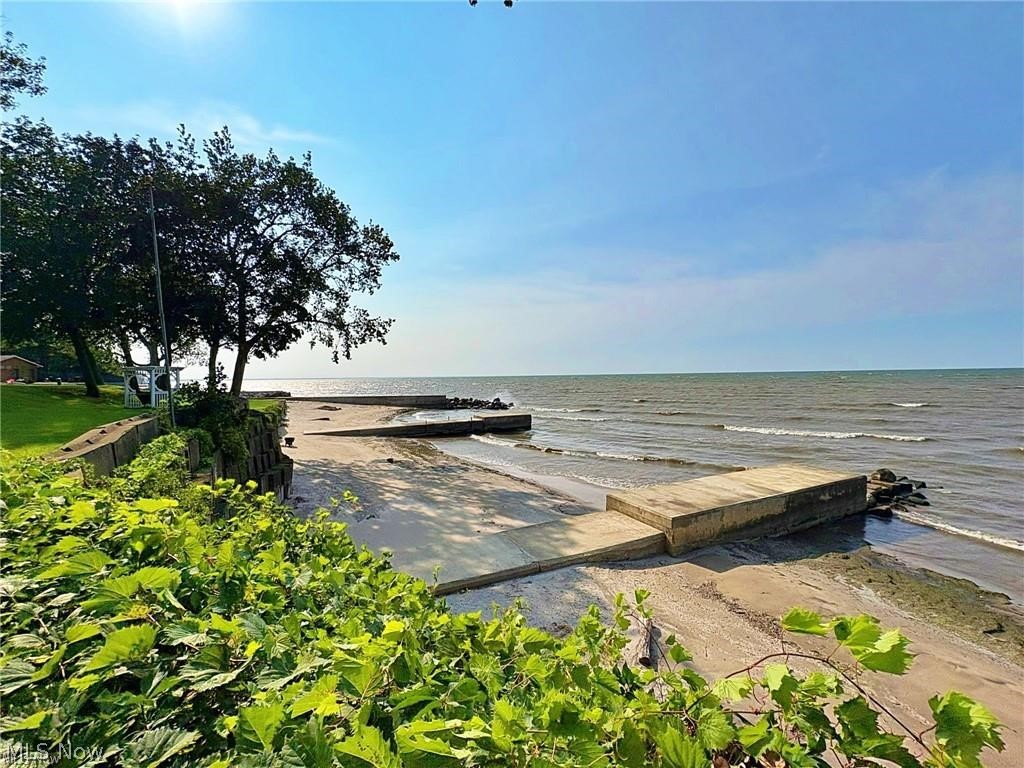 Shore Acres - Residential