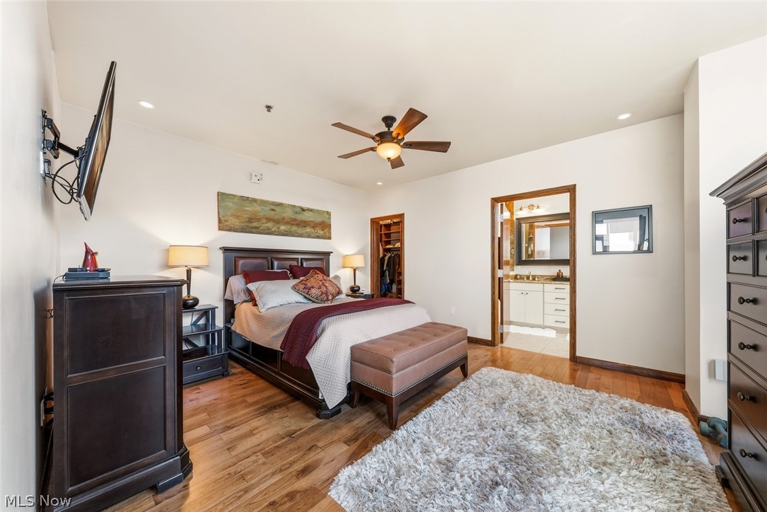 Pinnacle Condo - Residential
