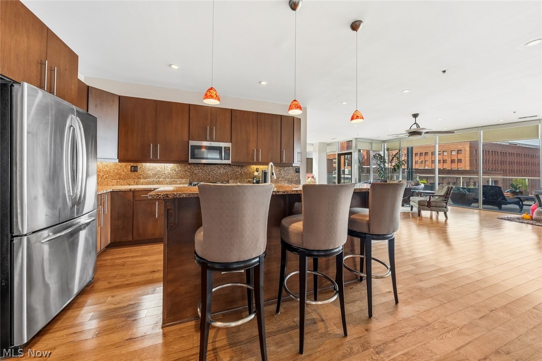 Pinnacle Condo - Residential