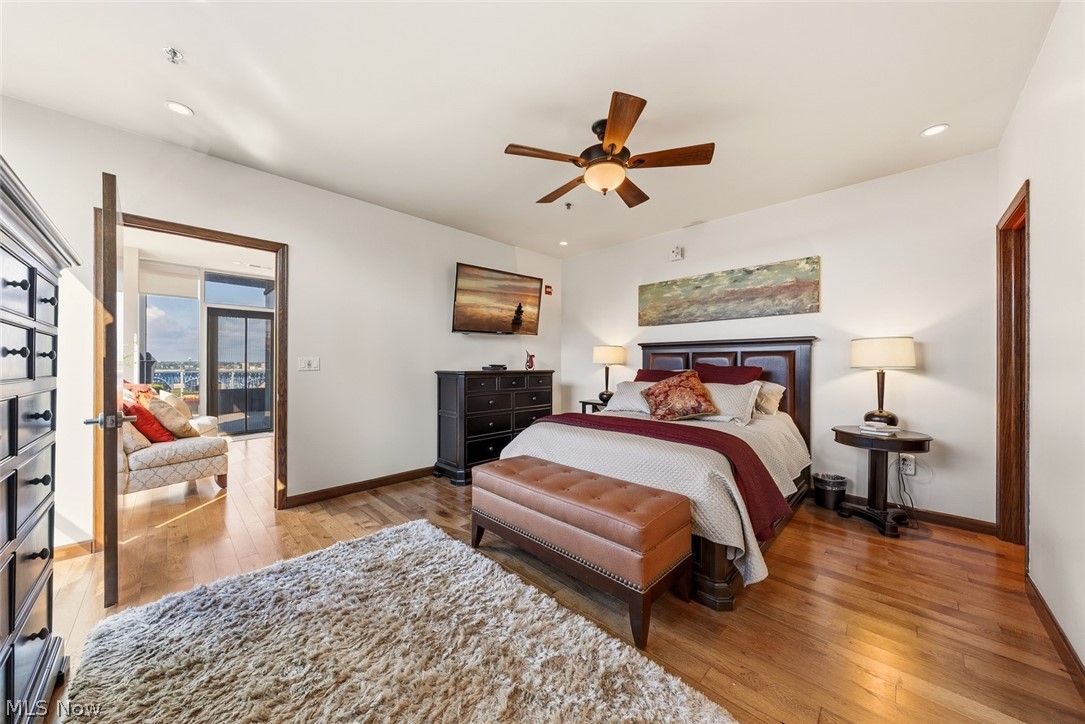 Pinnacle Condo - Residential