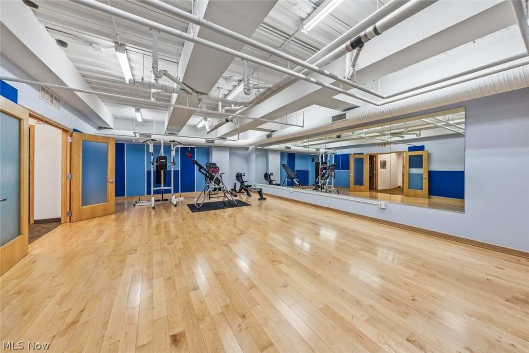 Pinnacle Condo - Residential