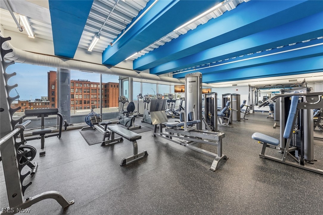Pinnacle Condo - Residential