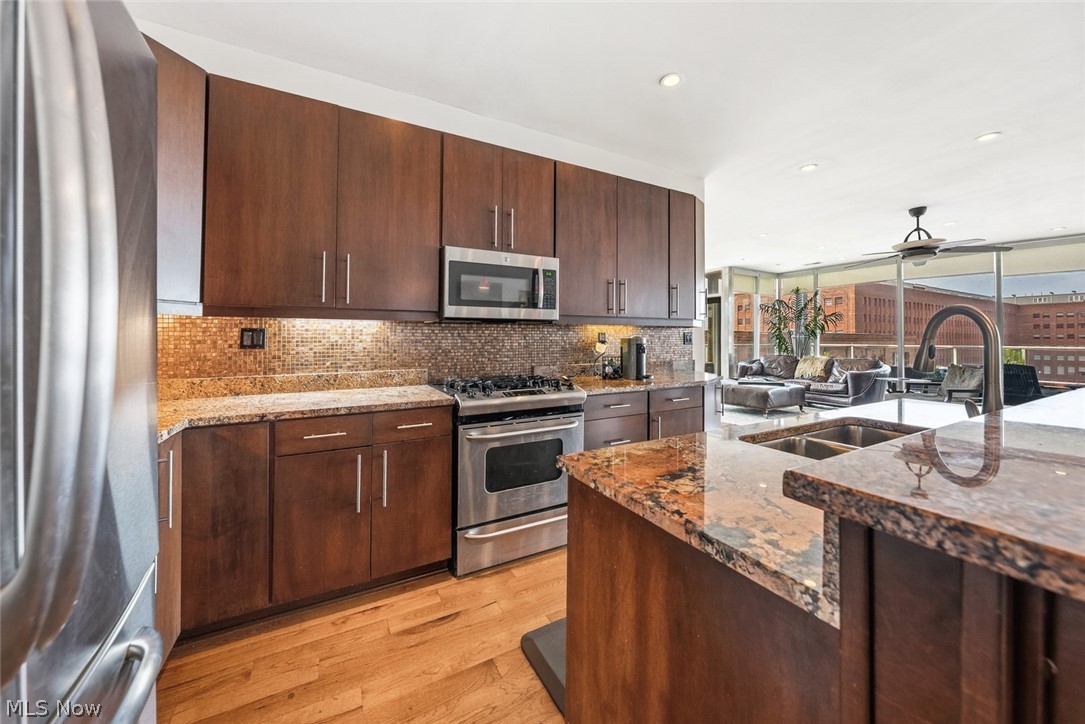 Pinnacle Condo - Residential