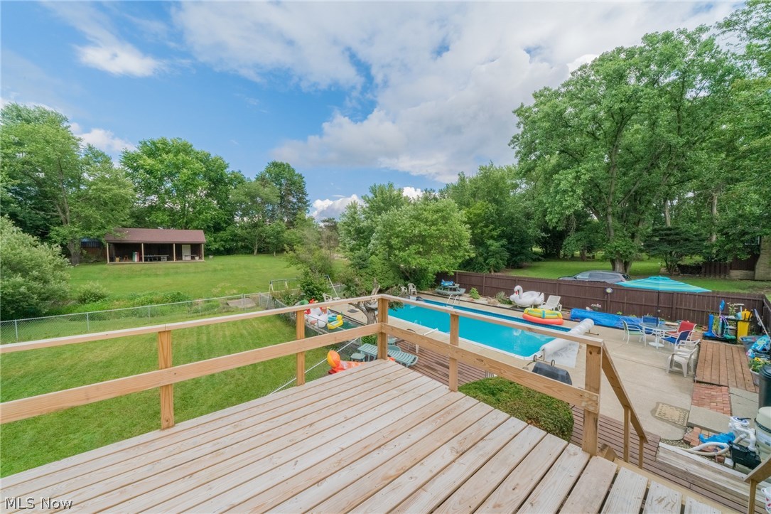 Meadow Grove - Residential