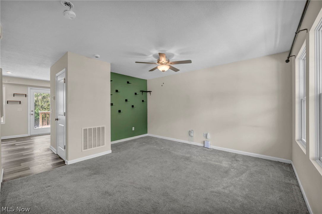 Pine Alley 02 - Residential