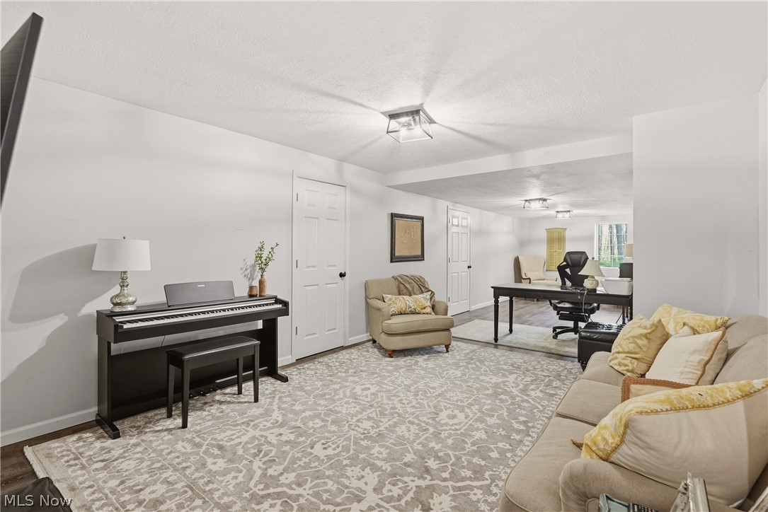 Lindsay Sub - Residential