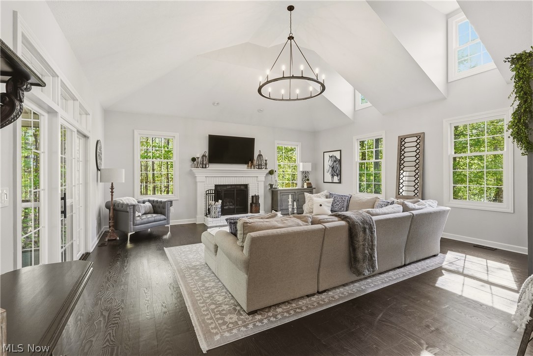 Lindsay Sub - Residential