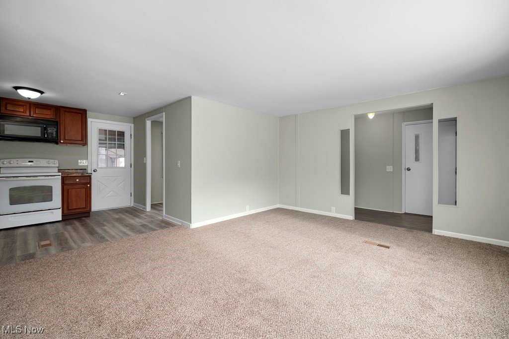 Pheasant Run Village - Residential