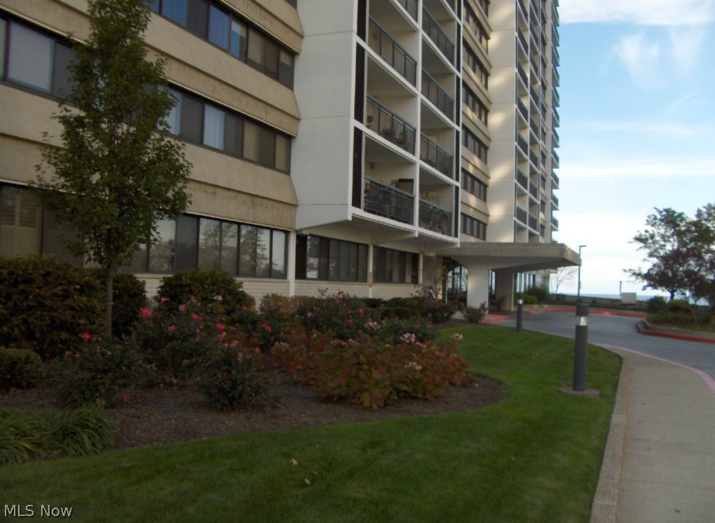 Enjoy almost 1400 sf of living space in this large 2BR suite with 5 walk in closets.  Beautiful NW corner suite with a wrap around balcony.  Direct views of Lake Erie and gorgeous sunsets.  Enjoy Cleveland's skyline from balcony.  Fabulous kitchen and master bathroom.  Guest bath has been updated as well.  Resort style amenities, a 24 hour reception desk.  Suite comes with 2 underground parking spaces (tendem) in the heated garage and a storage locker.