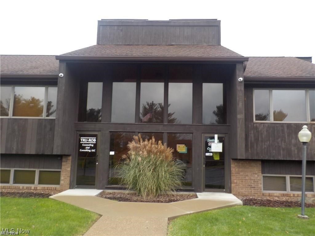 Multi Suite Professional Office Building Located off Maple Ave North on Brandywine Blvd, Handicap Accessible, 2 Restrooms,, Break Room, All Utilities Paid, Rent 1 Suite or Multiple Suits or the Entire Floor, Which is 9 Offices, Break Room and Large Conference Room, this unit is 14' x 9', Approximately 30 Parking Spaces are Available