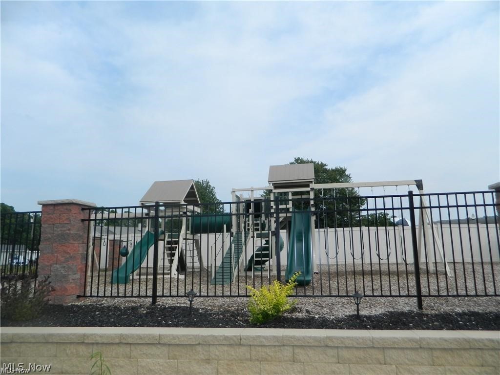Meadowlawn Condo - Residential