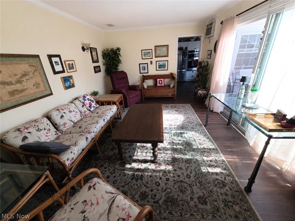 Meadowlawn Condo - Residential