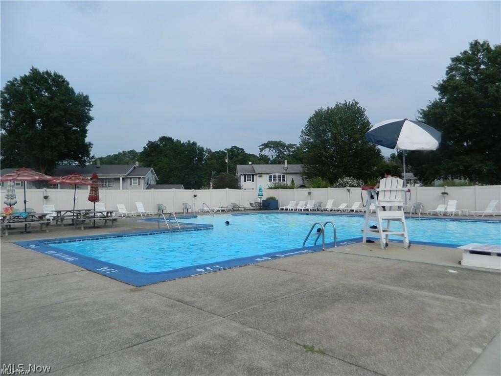 Meadowlawn Condo - Residential