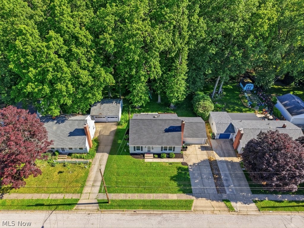 Pinehurst Manor - Residential