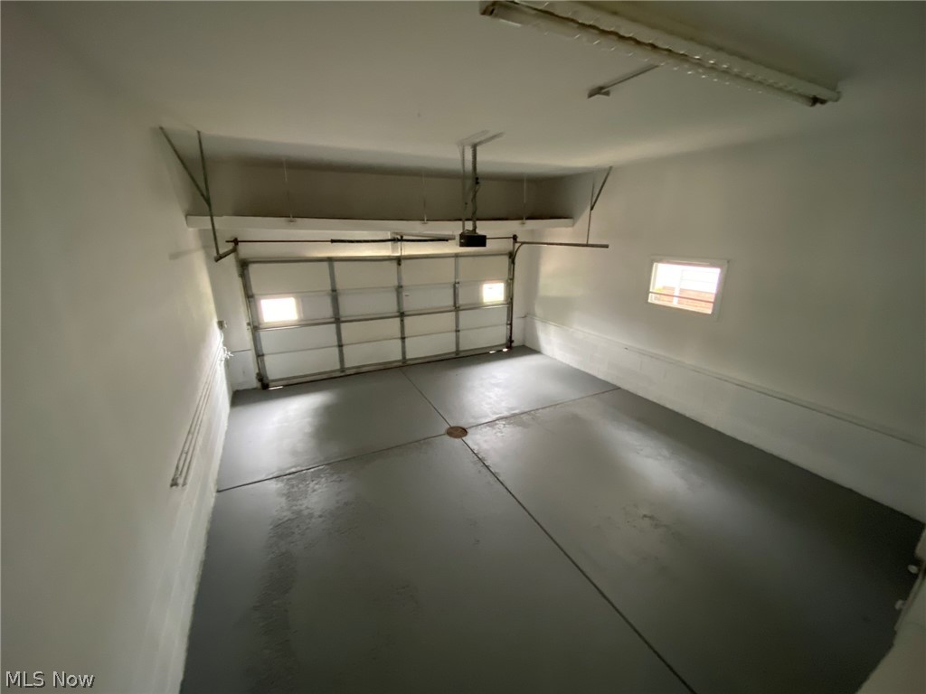 Abe Pickus Resub 02 - Residential