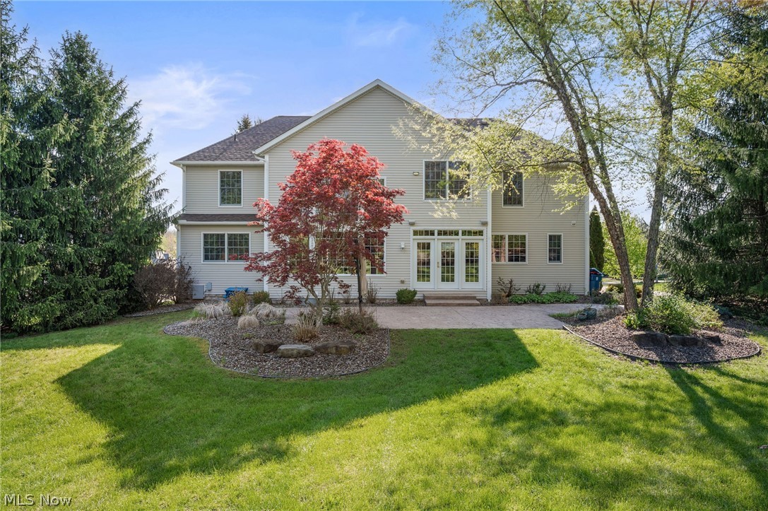 Swan Lake - Residential