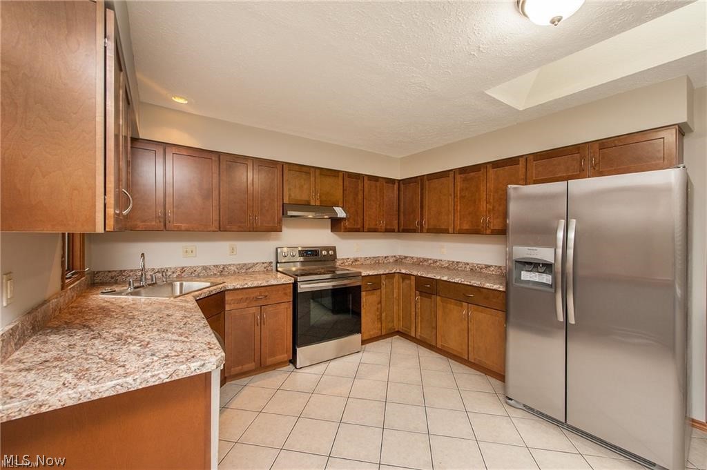 Dover - Residential Lease