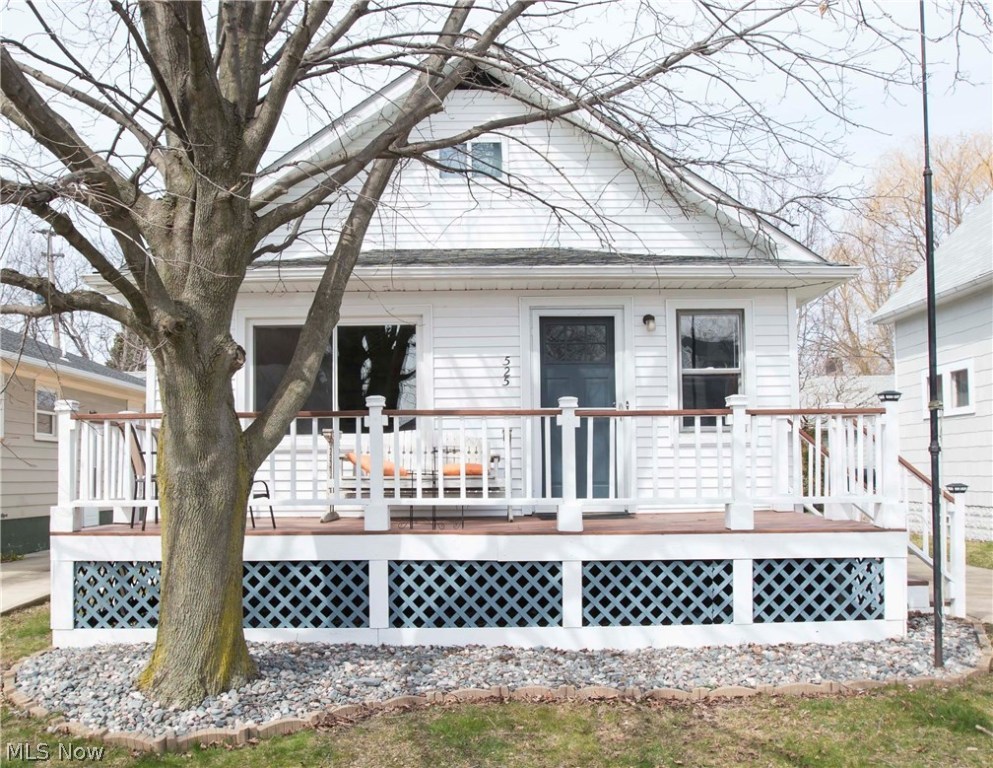 This home has plenty to offer a family looking to make new memories. It has a great front porch to remove the sand filled shoes from the beach.  The large dining room can hold a large table and accommodate you and your family meals and activities.  The sizable living room can accommodate additional seating for everyone's comfort.  The additional space can be used in many ways for your added pleasure. It could be an office or a nice place to sit and soak up some sun.  There is a bedroom on the first floor accompanied by full bath. The back porch is a great storage place, or somewhere for the kids shoes and coats to go after school. Maybe you would prefer to make it available for some other use or pleasure. The upstairs features two generously sized bed rooms. The garage is an over-sized two car.  It will even offer somewhere for you to work on your fishing boat.  Please come take a look and make this your home.