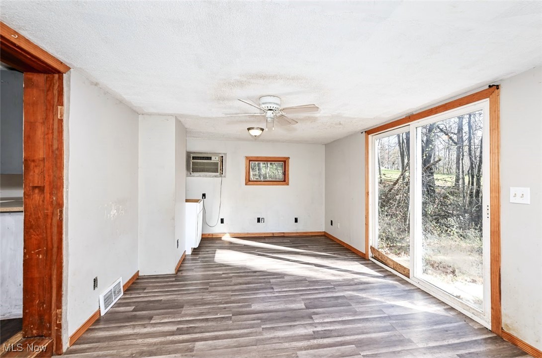 Taylor Farm Acres - Residential