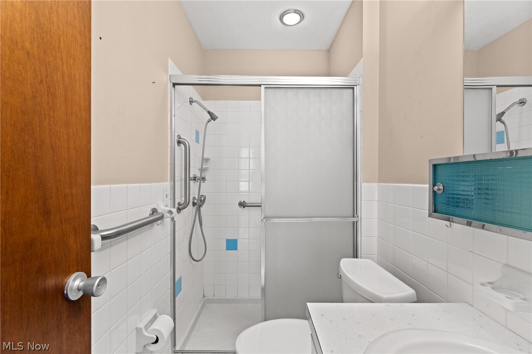 Silver Lake Towers Condo - Residential