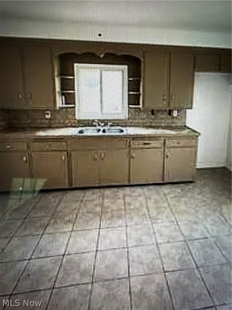 Partition/Henry Below Estate - Residential