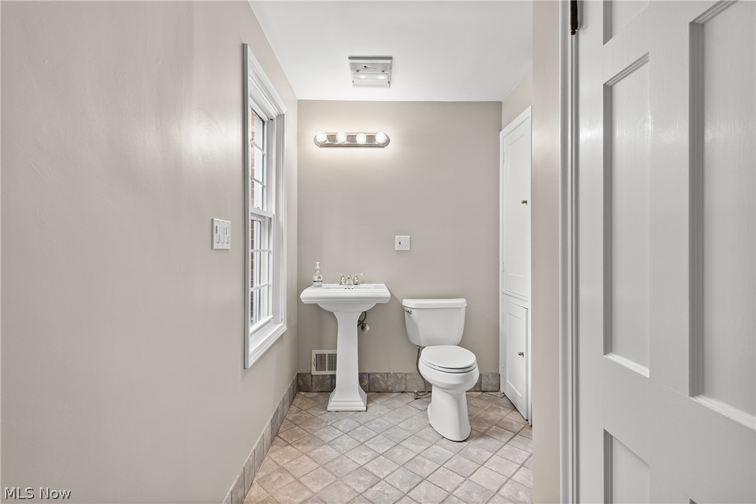 University 30 - Residential