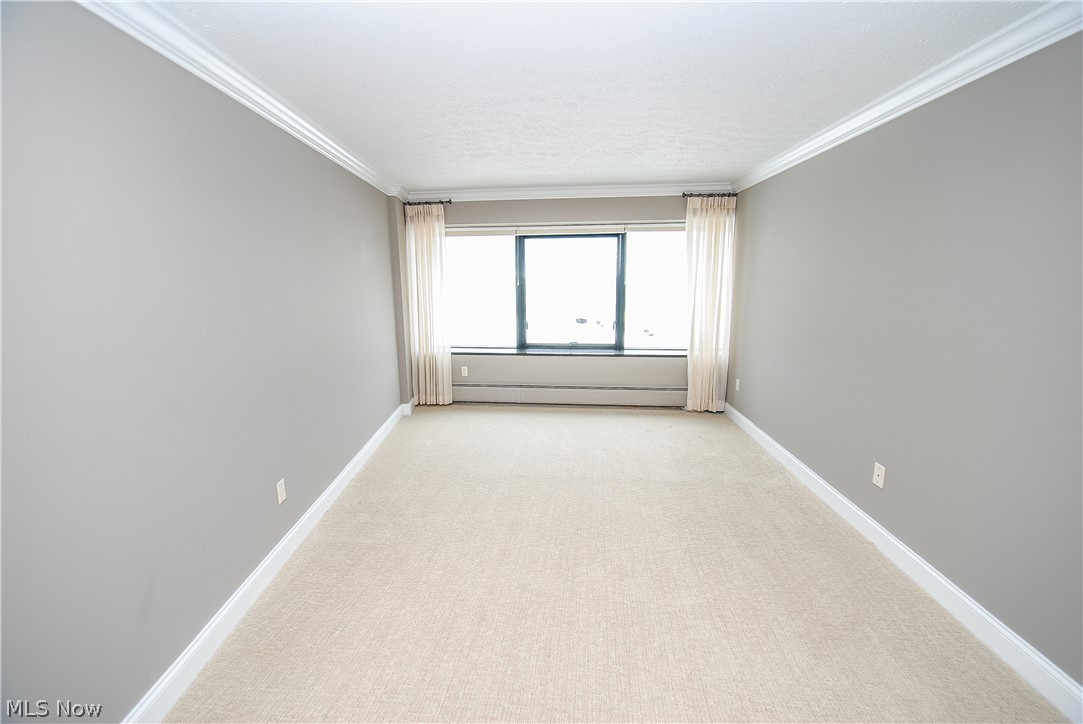 Lake Beach House Condo - Residential