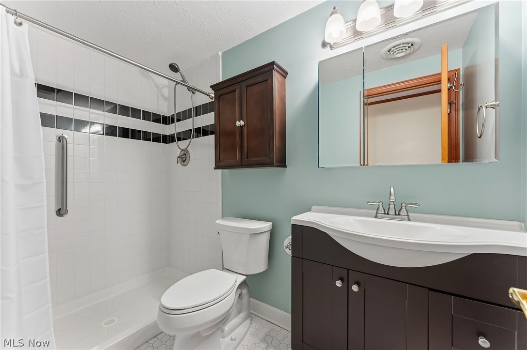 Worton Park - Residential