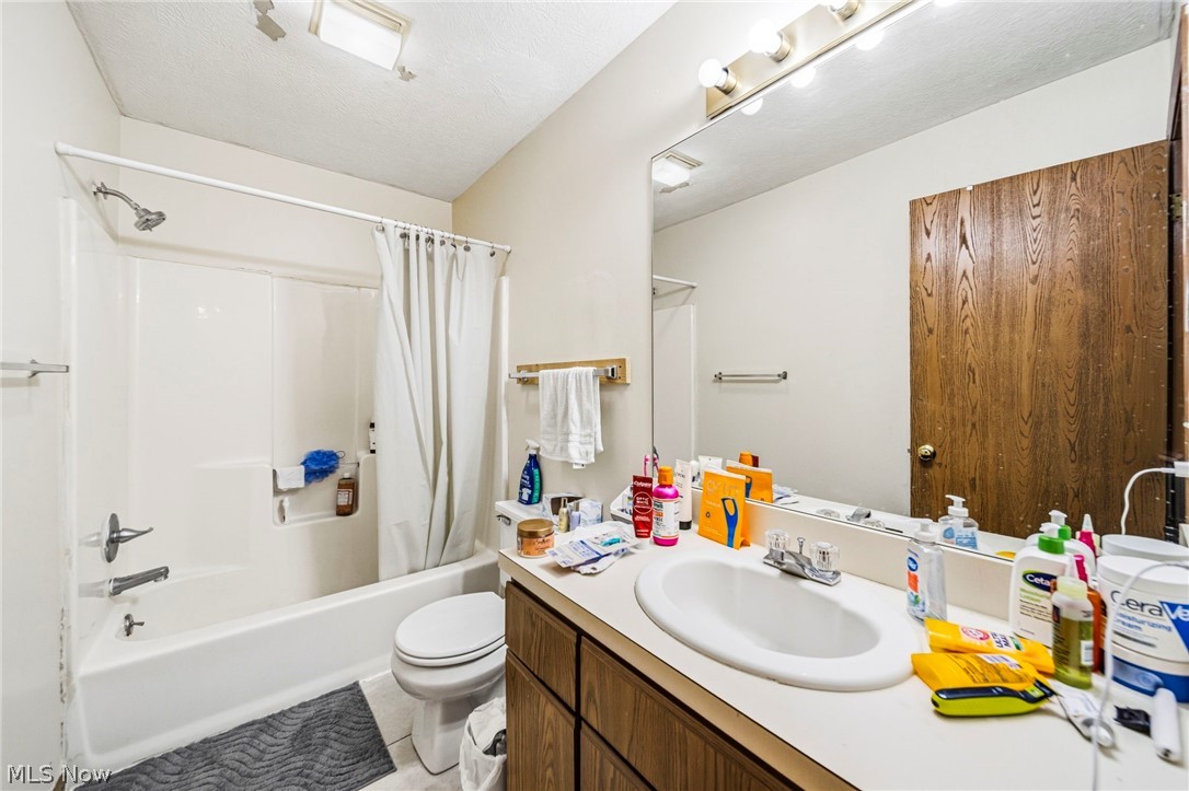 Whitehall East Twnhms - Residential