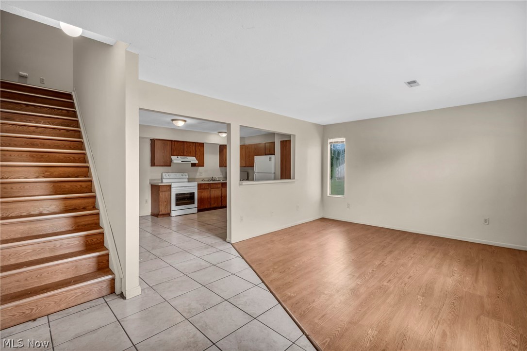 Whitehall East Twnhms - Residential