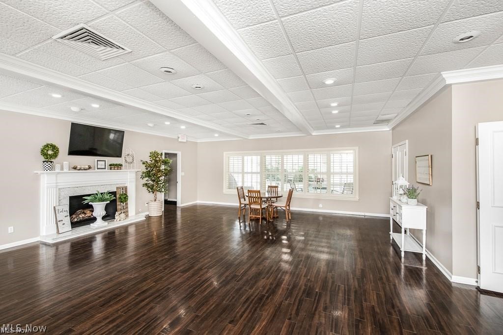 Hampton Square - Residential