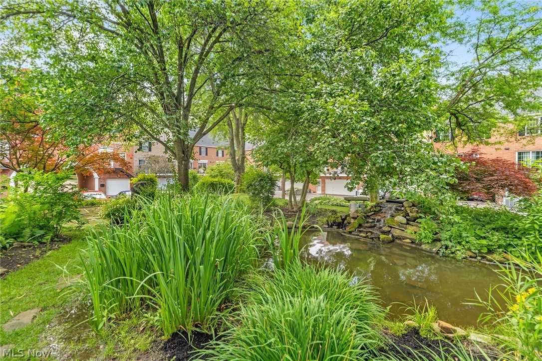 Hampton Square - Residential