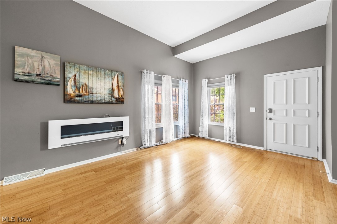 Hampton Square - Residential