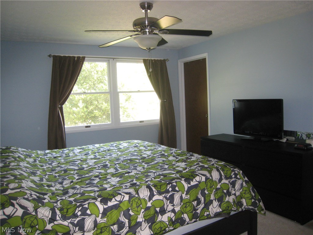 Oakhurst Manor - Residential