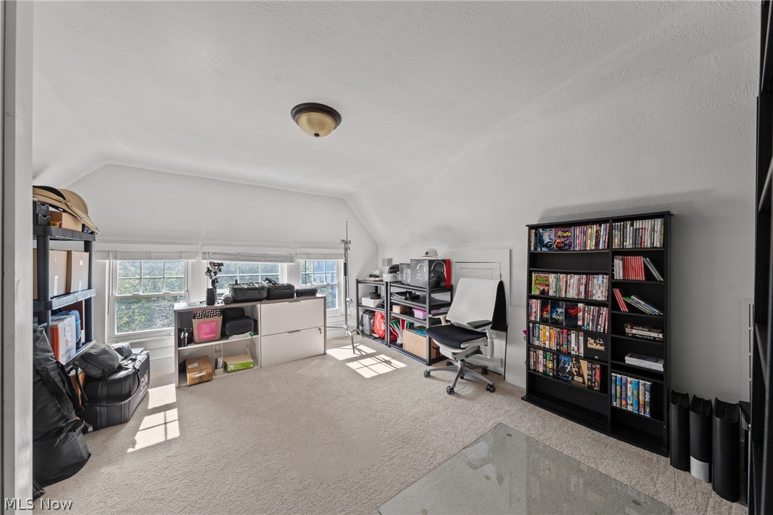 C L & L R Newells - Residential