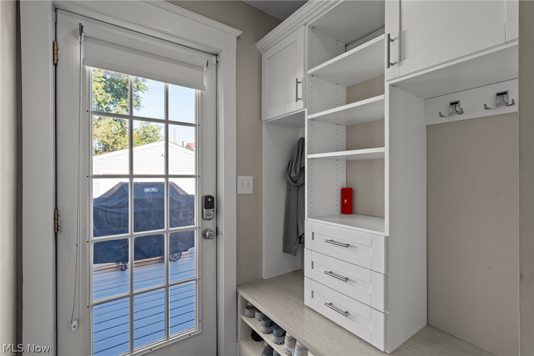 C L & L R Newells - Residential