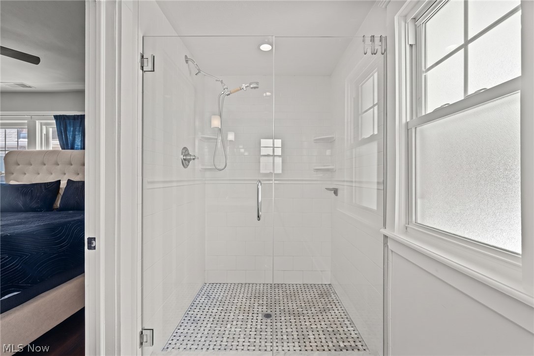 C L & L R Newells - Residential