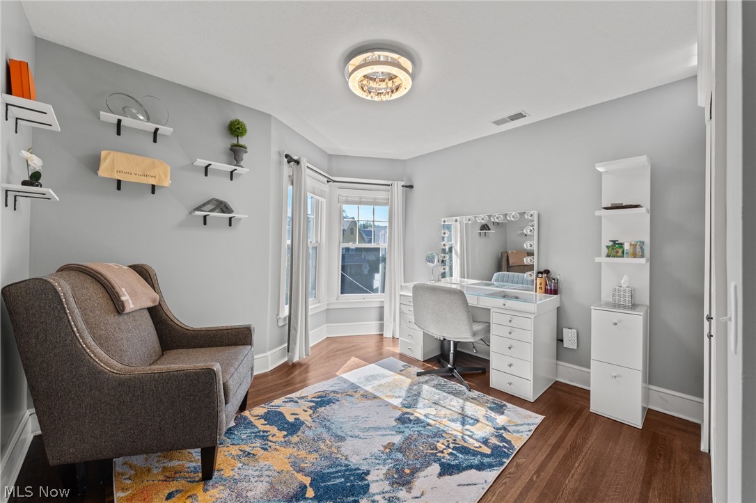 C L & L R Newells - Residential