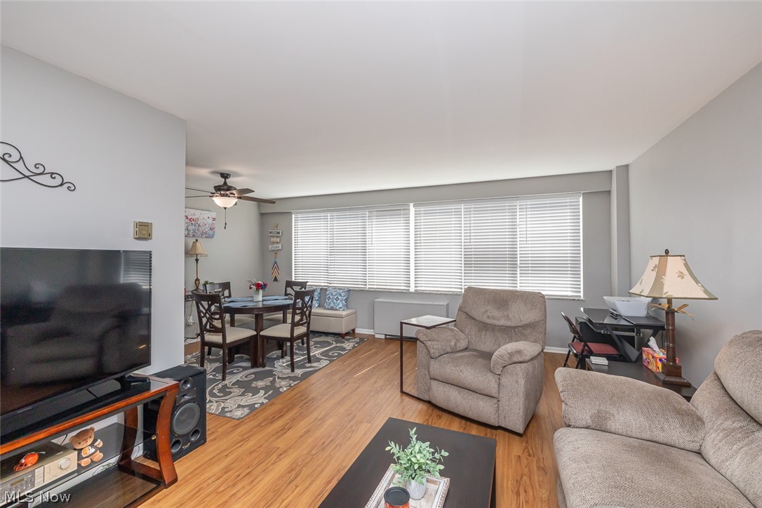 Marine Towers East - Residential