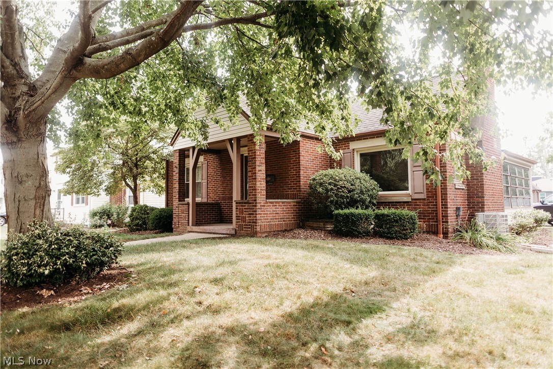 West Manor - Residential