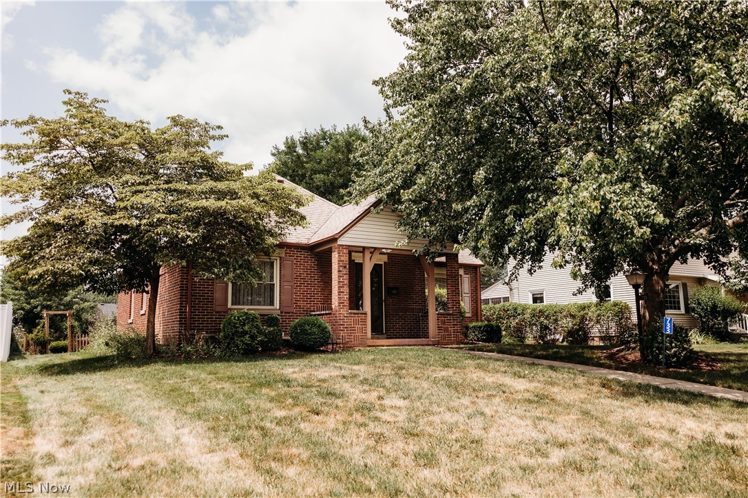 West Manor - Residential