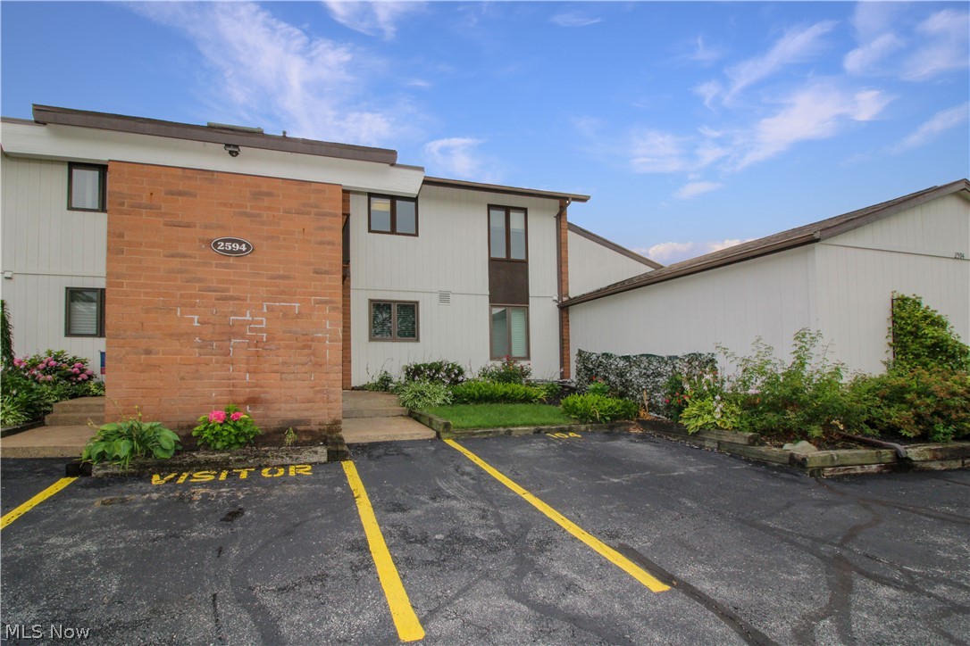 Sun Vly Condo - Residential