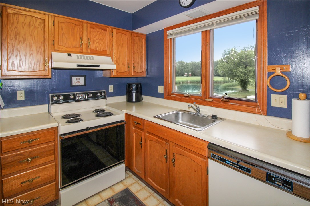 Sun Vly Condo - Residential