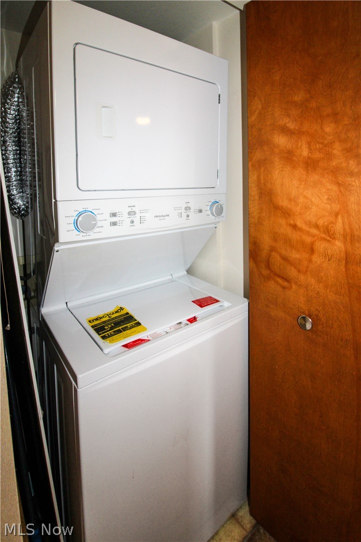Sun Vly Condo - Residential