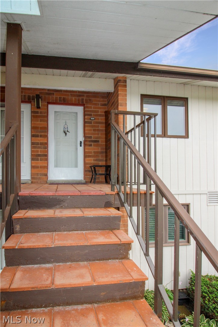 Sun Vly Condo - Residential