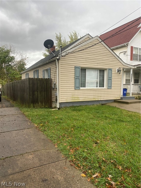 Come see this ranch home located on a quiet residential street. Recently updated with a newer kitchen, bathroom with ceramic tile, newer vinyl windows, flooring, lights and freshly painted interior. Backyard is completely surrounded by a wood privacy fence. Credit score of between 550-600. Below 550 is considered conditional. Less than 3 items in collections. More than 3 is considered conditional. Monthly income of 2.5 times the amount of the monthly rent. Thorough and Complete Criminal and Eviction Check. $50 Non Refundable App Fee for all Adults who will be occupying the property. Applications can only be completed online. Security Deposit equivalent to one months rent, pending results of background checks. NOT Accepting Section 8. Call the listing agent to schedule a showing.