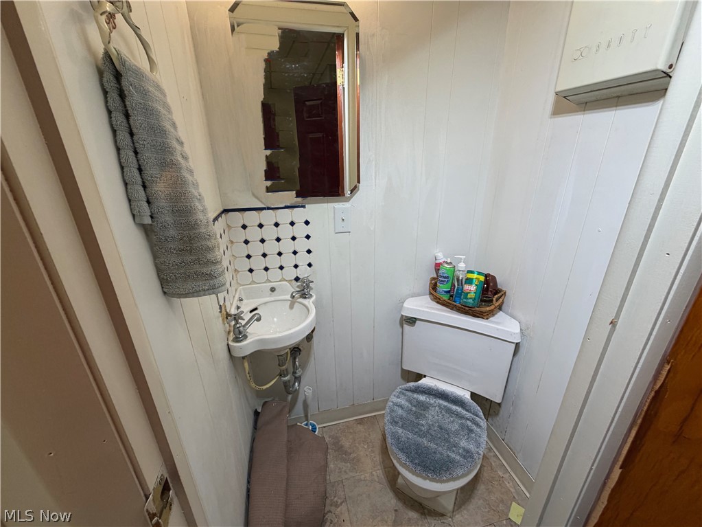 James Blakelys Add - Residential Income
