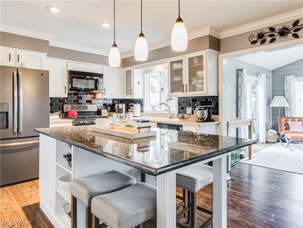 Meadow Wood Ph III - Residential