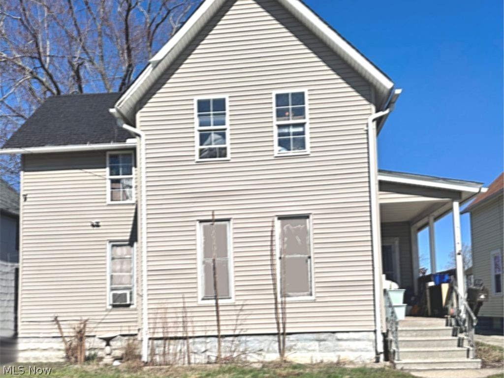 Investment opportunity, or owner occupant wanted! This duplex on a quiet street is ready for you. The bottom unit has a long-term tenant, and the top unit is ready for you to customize. The bottom tenant pays $950 monthly creating strong cash flow! Three bedrooms and one bath on the first floor, and two bedrooms and one bath on the top floor. Close to everything Lorain has to offer, this is one you don't want to miss. The home is being sold as-is.